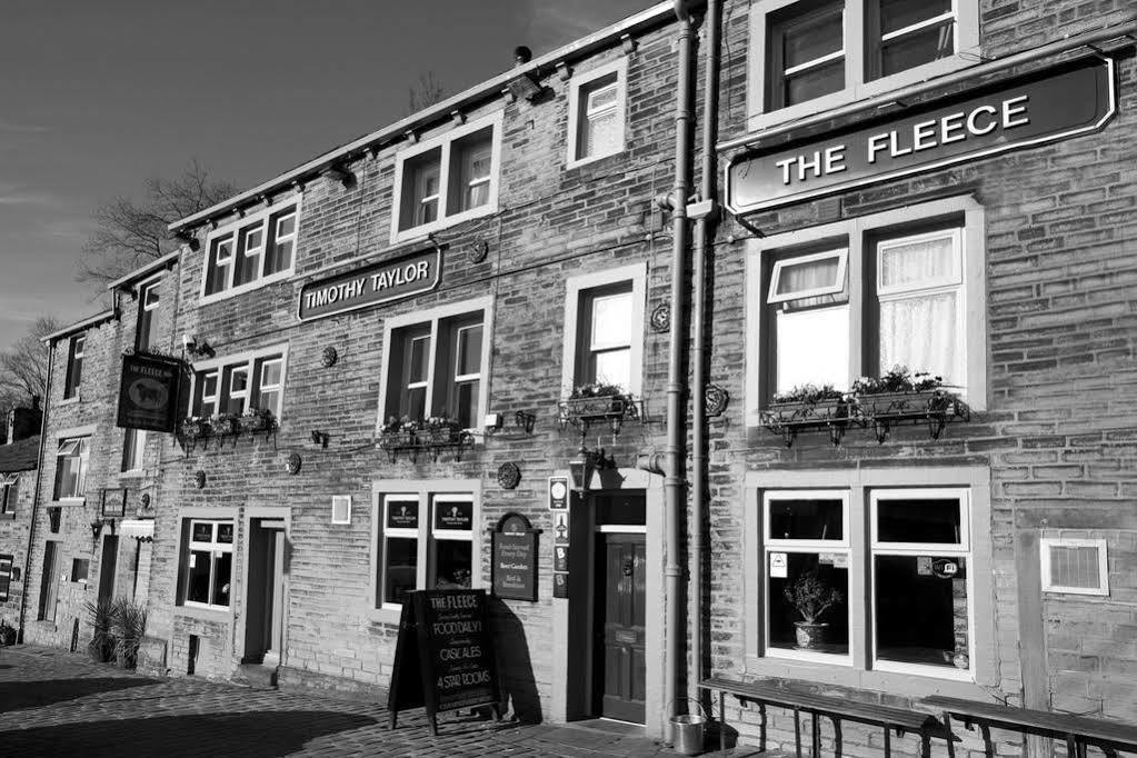 The Fleece Inn Хауърт Екстериор снимка